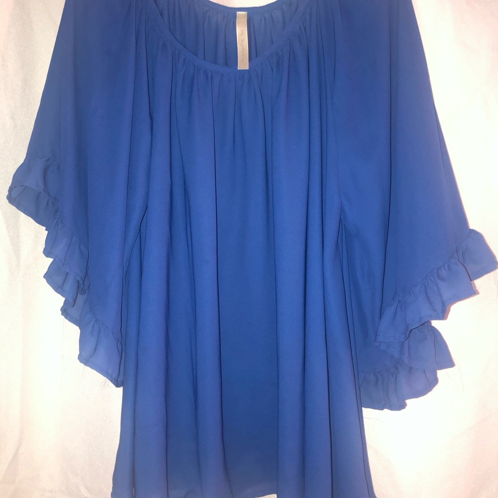 🎀BOGO FREE🎀 
Elegant Blue Women's Top